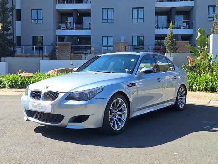 BMW M5 V10