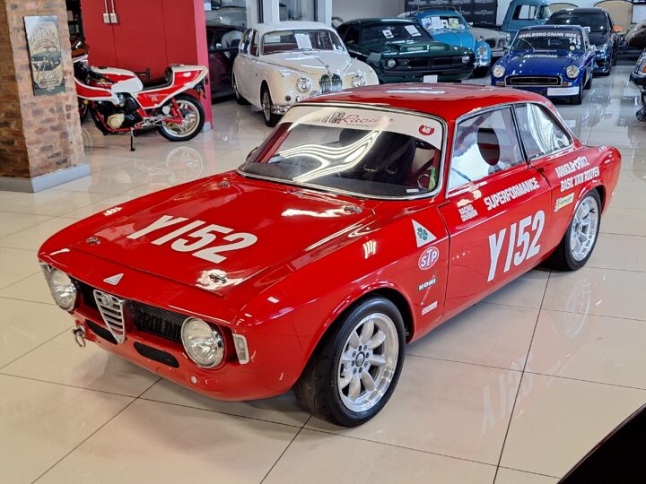 ALFA ROMEO GT JUNIOR STEPNOSE