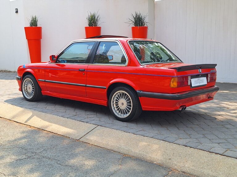 BMW 333i E30 – Creative Rides